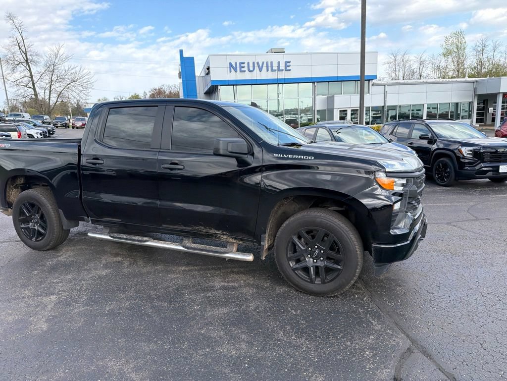 Certified 2022 Chevrolet Silverado 1500 Custom AWD/4WD image 1