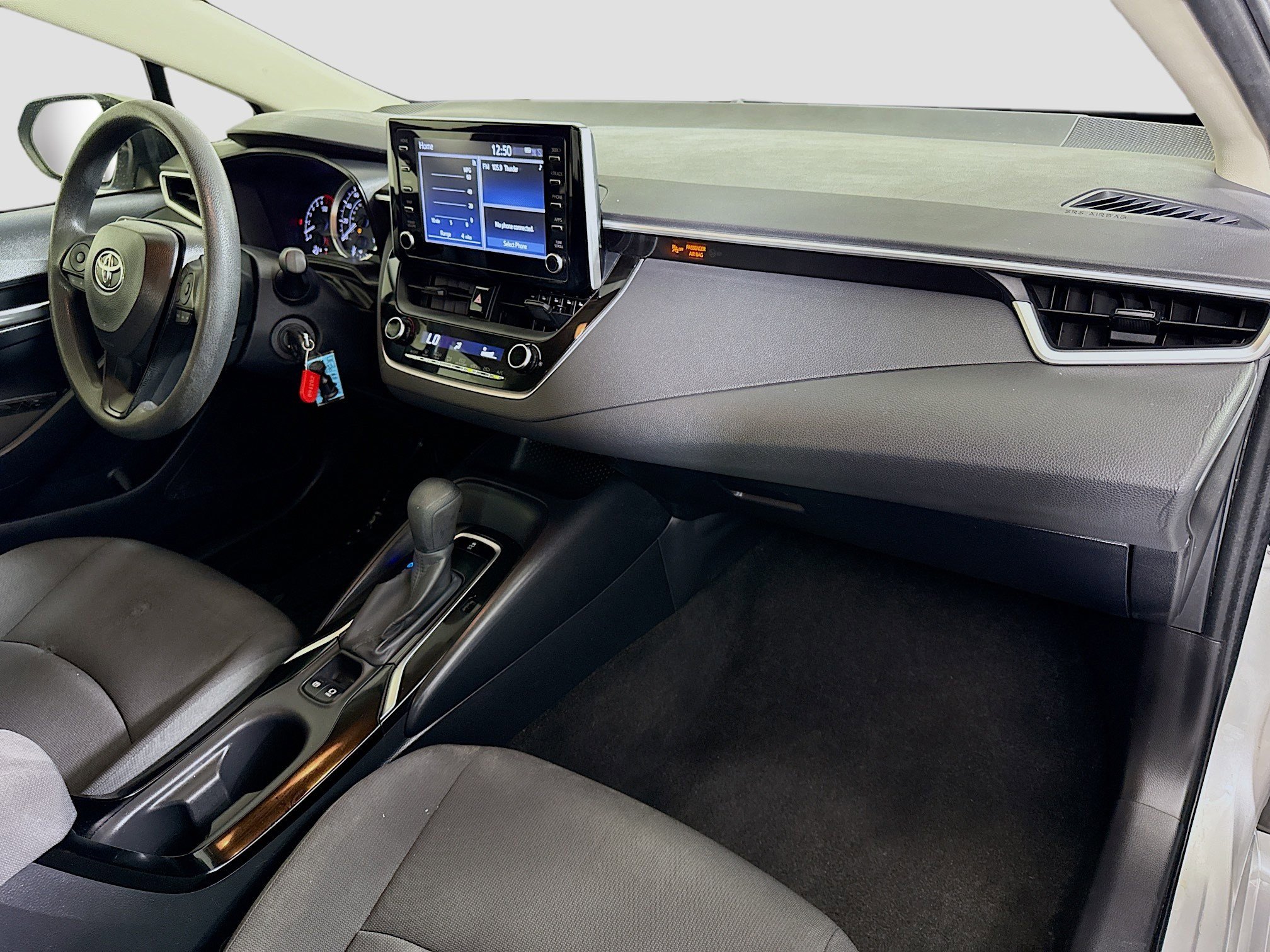 Used 2020 Toyota Corolla LE image 29