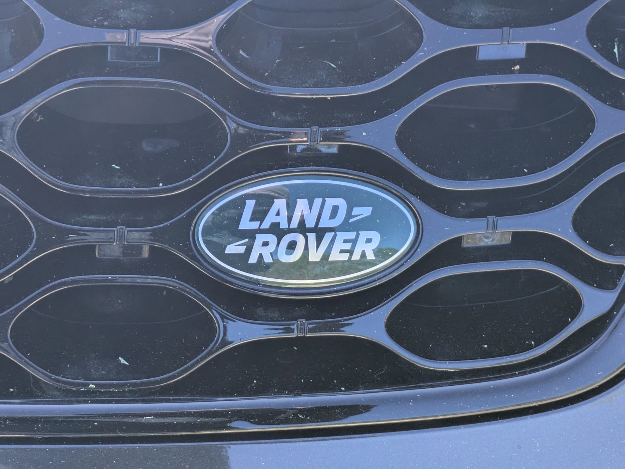 Certified 2025 Land Rover Discovery Sport Dynamic SE image 32