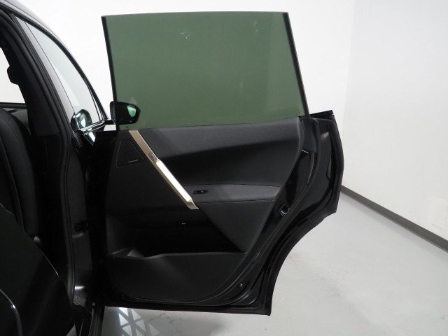 Used 2024 BMW iX xDrive50 w/ Premium Package image 83