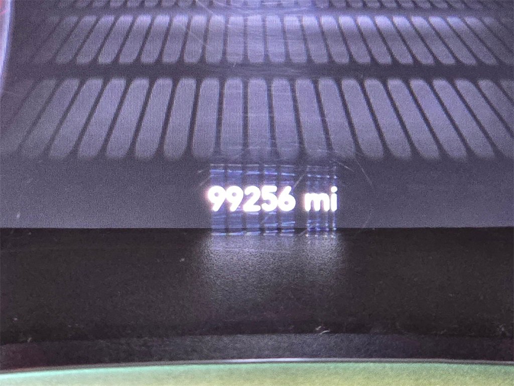 Used 2015 Dodge Challenger SXT Plus image 20