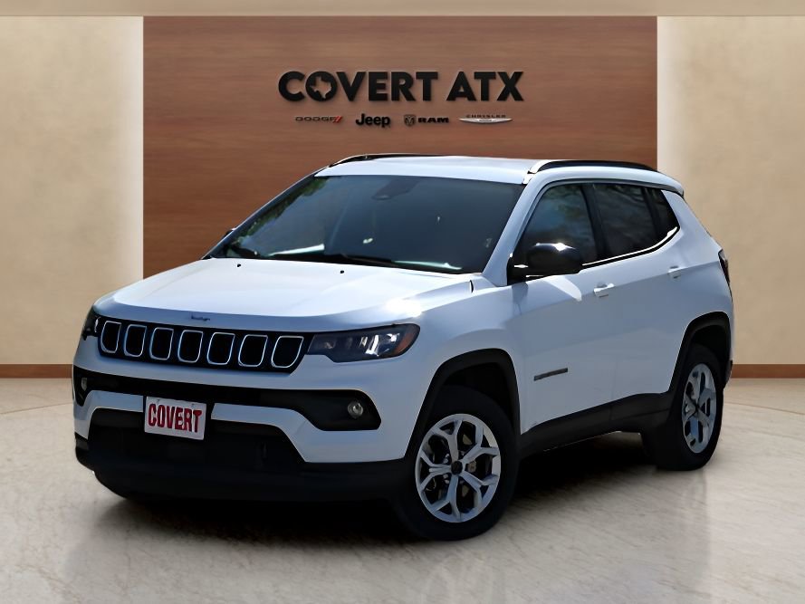 Used 2025 Jeep Compass Latitude image 1
