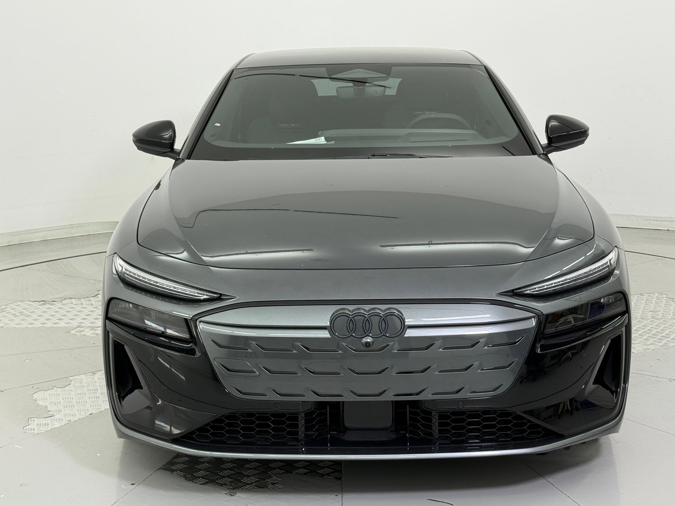 New 2025 Audi S6 e-tron Premium Plus image 5