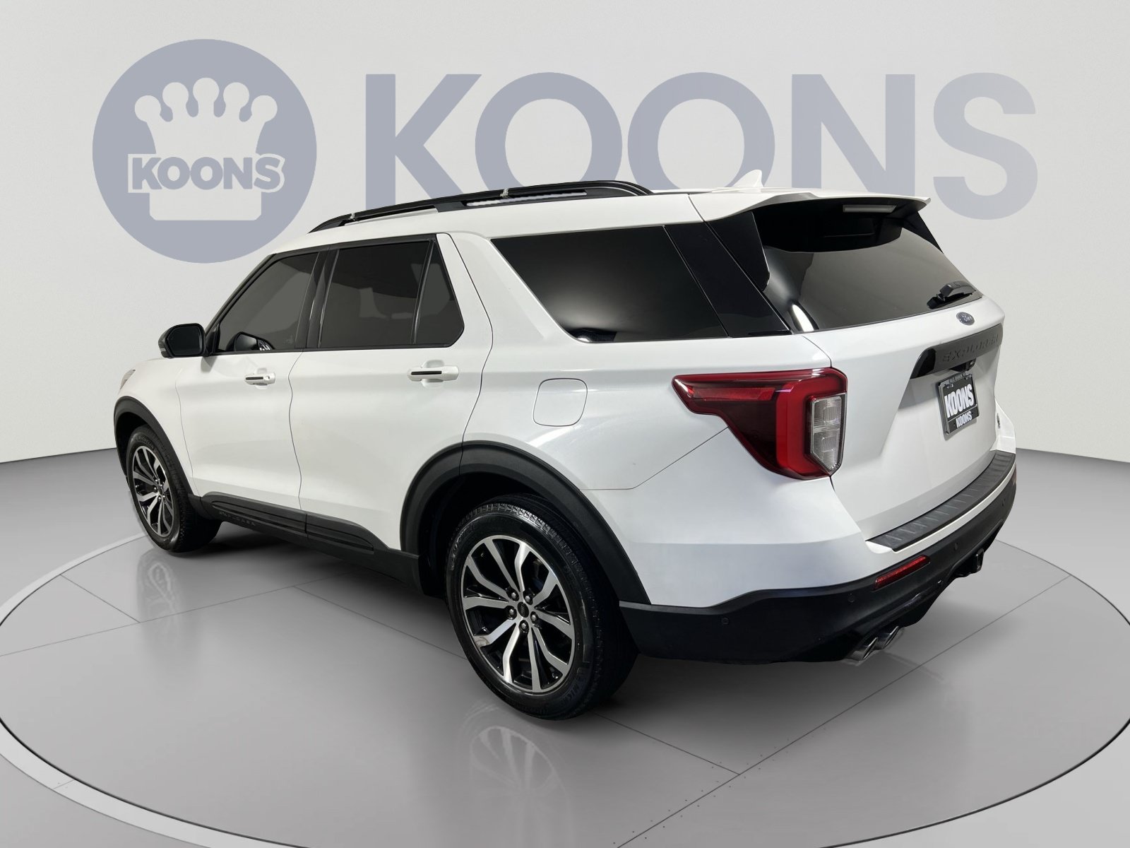 Certified 2020 Ford Explorer ST w/ Premium Technology Package AWD/4WD image 8