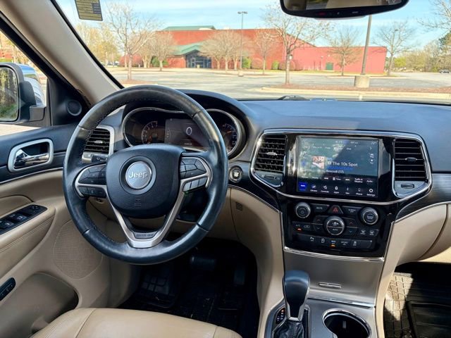 Used 2021 Jeep Grand Cherokee Limited w/ Sun & Sound Group image 19