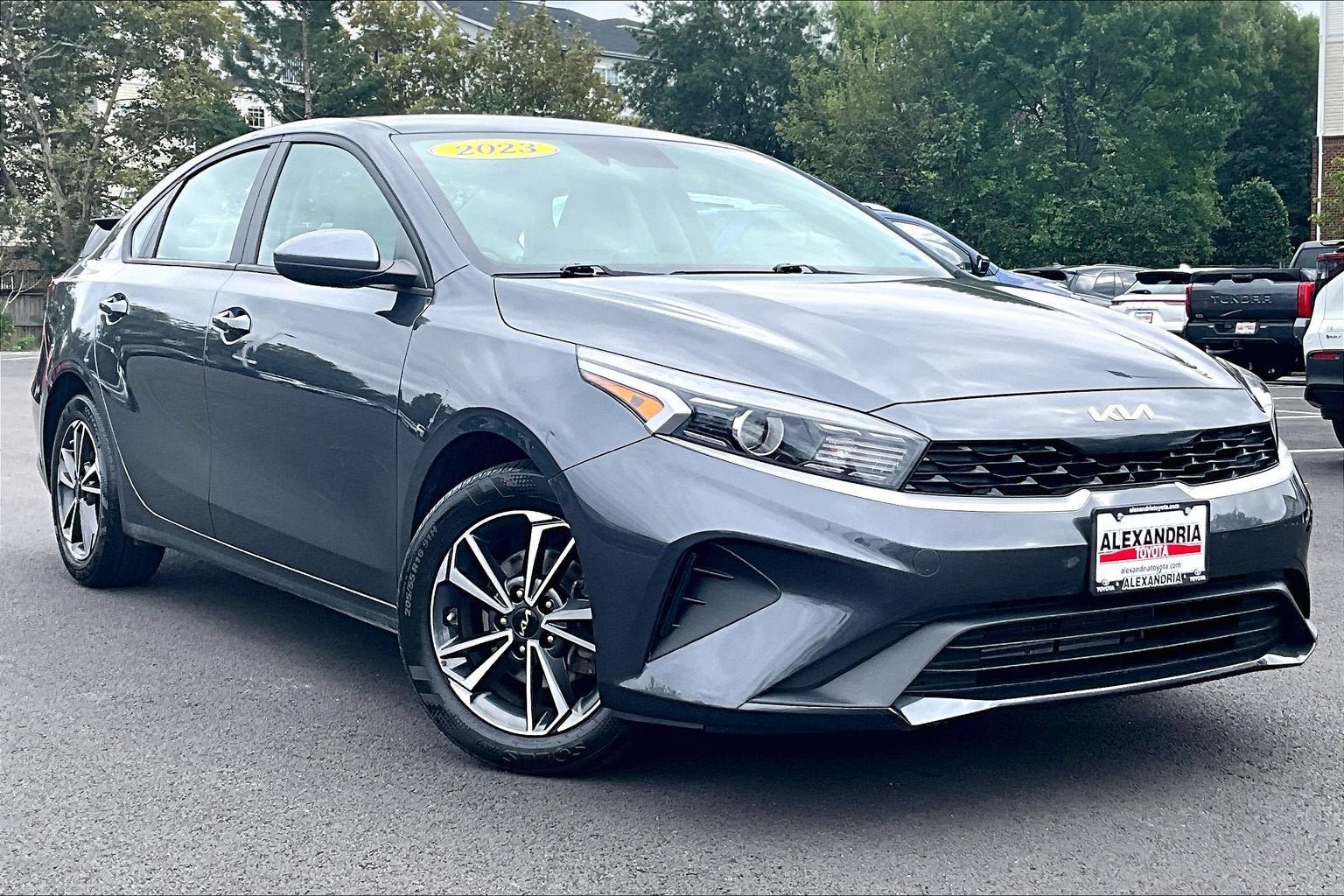 Used 2023 Kia Forte LXS FWD image 2
