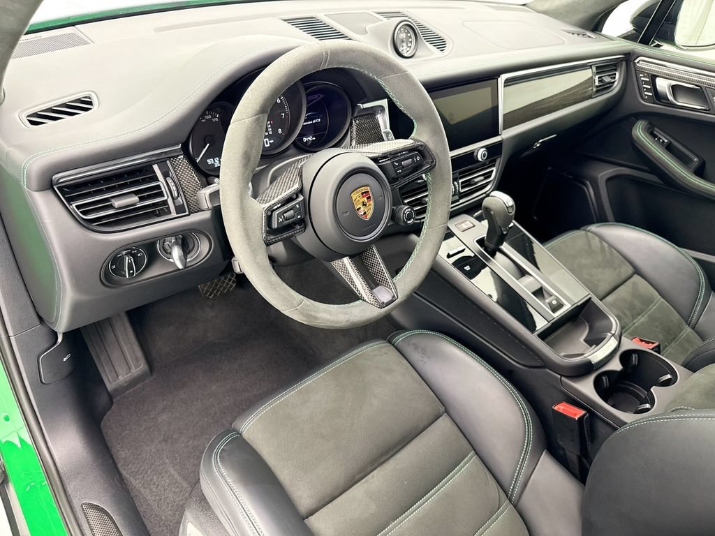 Used 2024 Porsche Macan GTS AWD/4WD image 9