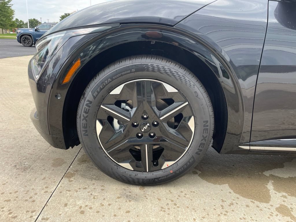 New 2026 Kia EV6 Wind AWD/4WD image 15
