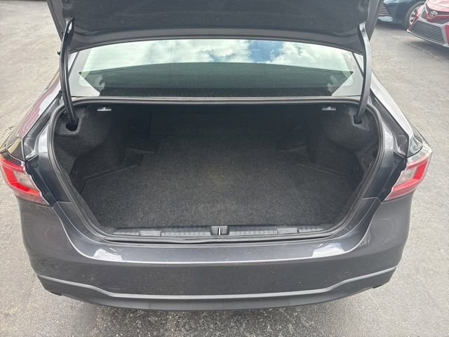 Used 2020 Subaru Legacy Premium AWD/4WD image 16