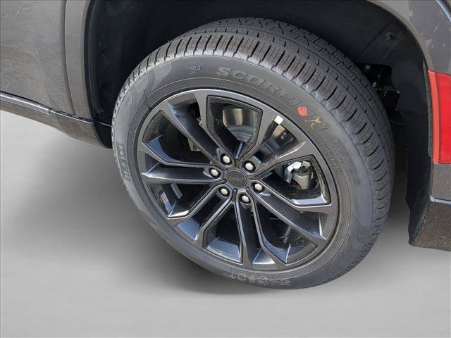 New 2026 Jeep Grand Wagoneer Summit AWD/4WD image 10
