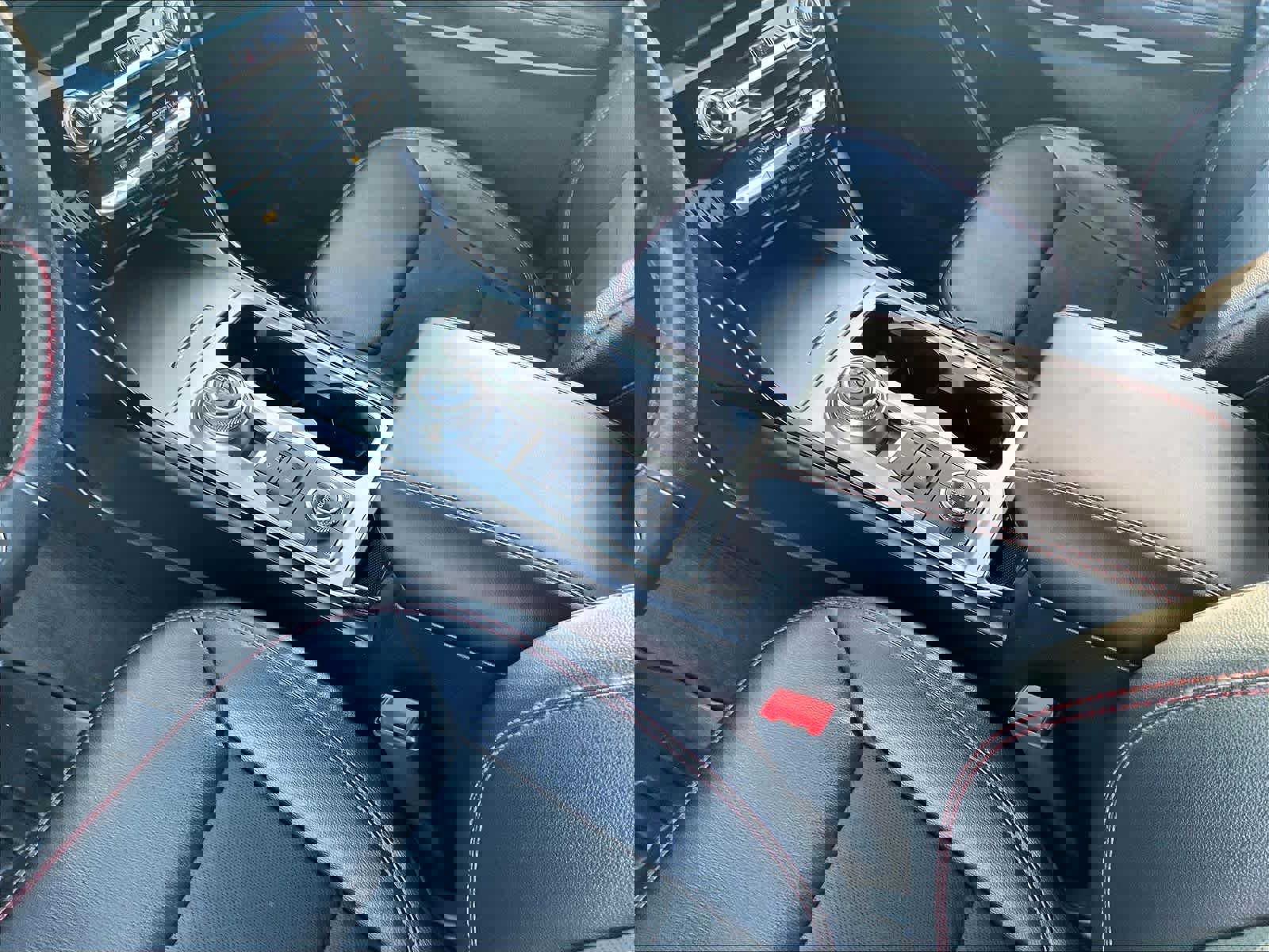 Used 2023 Ford Explorer ST-Line w/ Class IV Trailer Tow Package image 19