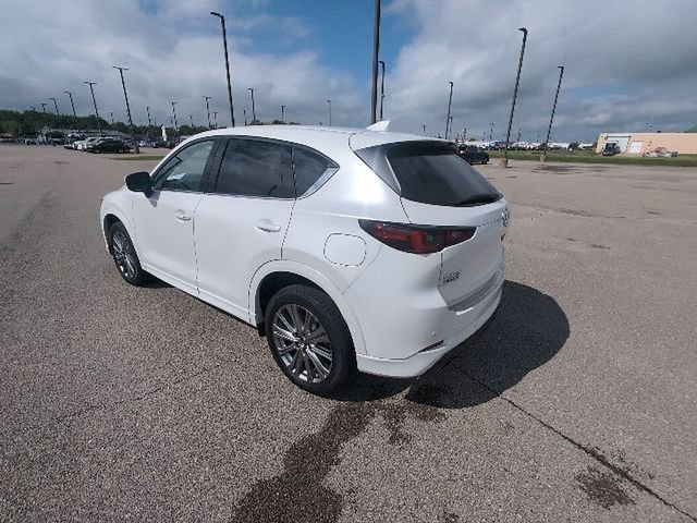 Used 2023 MAZDA CX-5 Signature AWD/4WD image 9