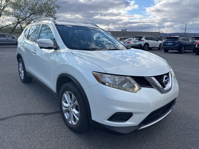 Used 2015 Nissan Rogue SV w/ SV Premium Package AWD/4WD image 3