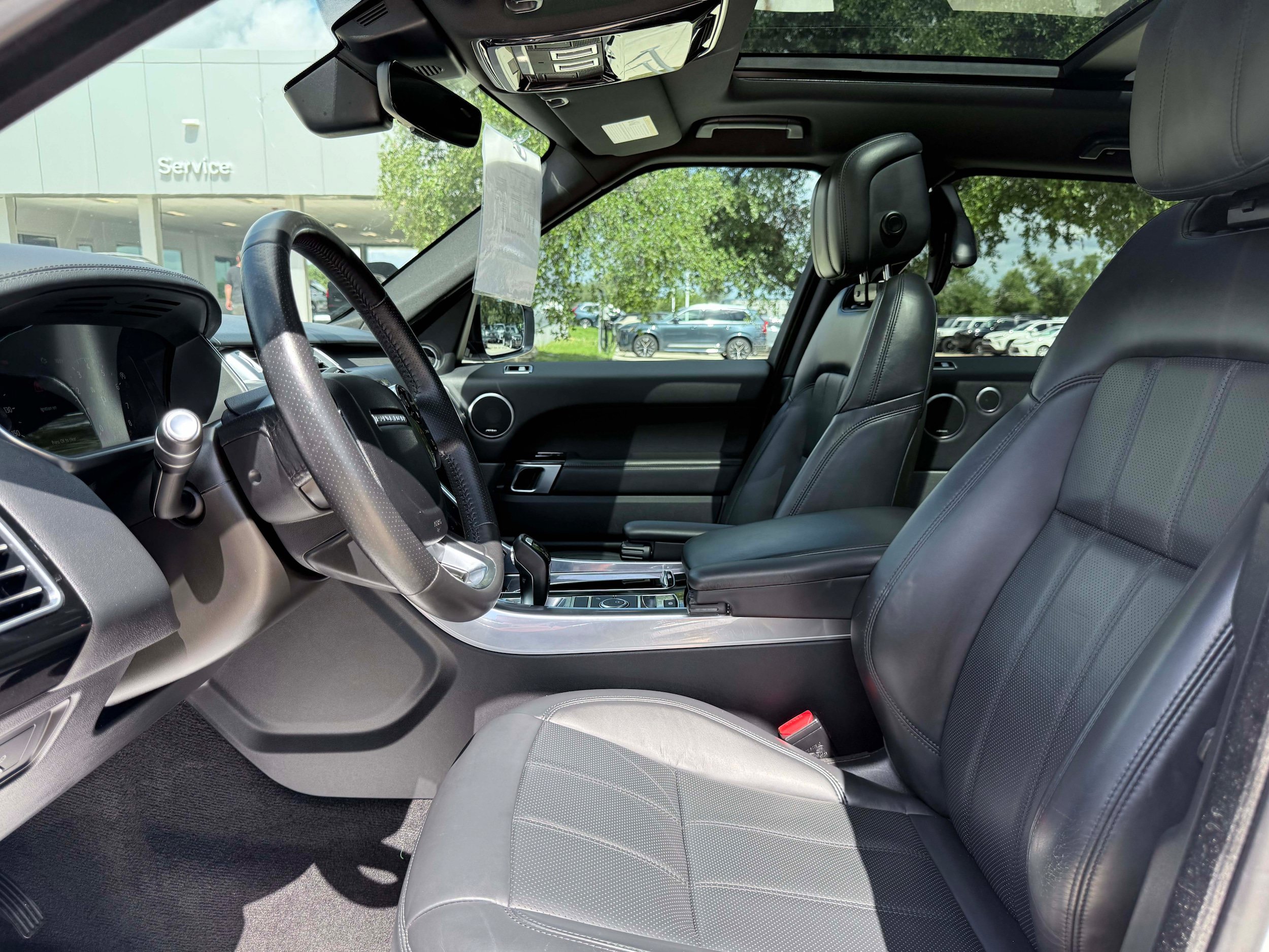 Used 2019 Land Rover Range Rover Sport HSE AWD/4WD image 13