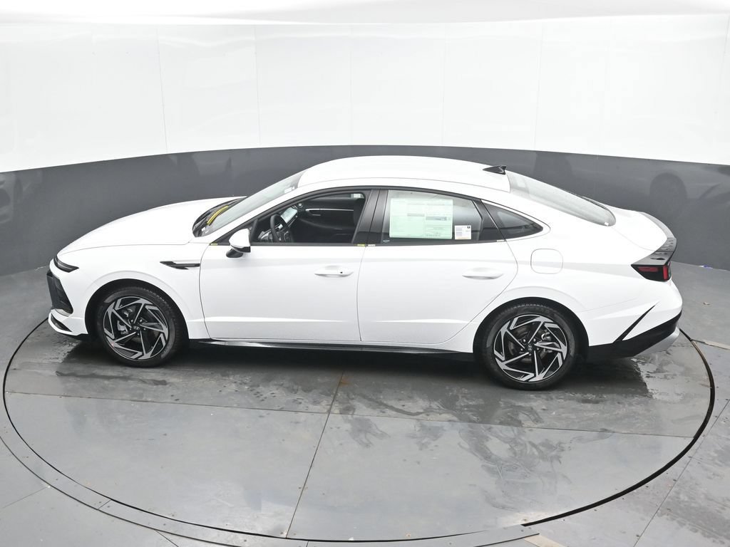New 2026 Hyundai Sonata SEL AWD/4WD image 18
