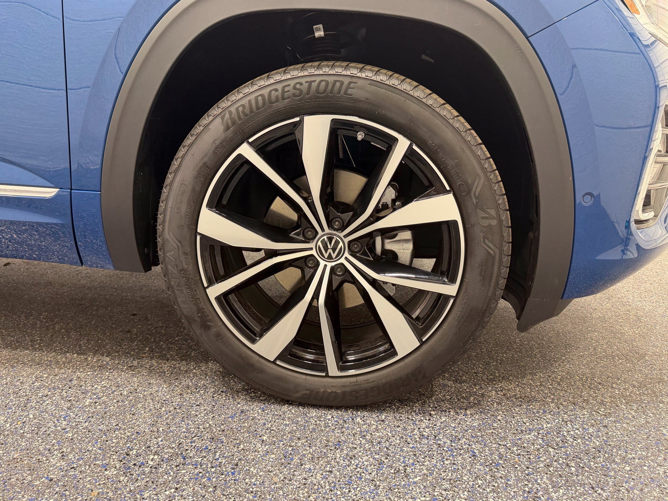 New 2026 Volkswagen Atlas SEL Premium R-Line AWD/4WD image 14