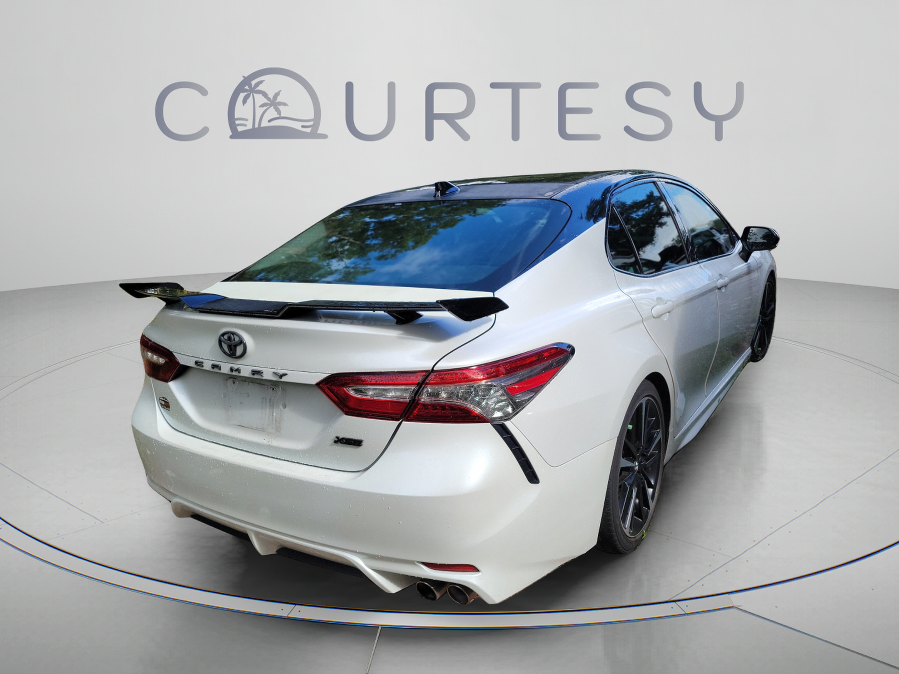 Used 2019 Toyota Camry XSE FWD image 19