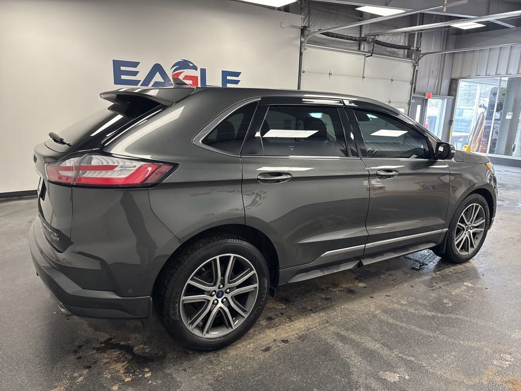 Used 2019 Ford Edge Titanium w/ Equipment Group 301A image 12