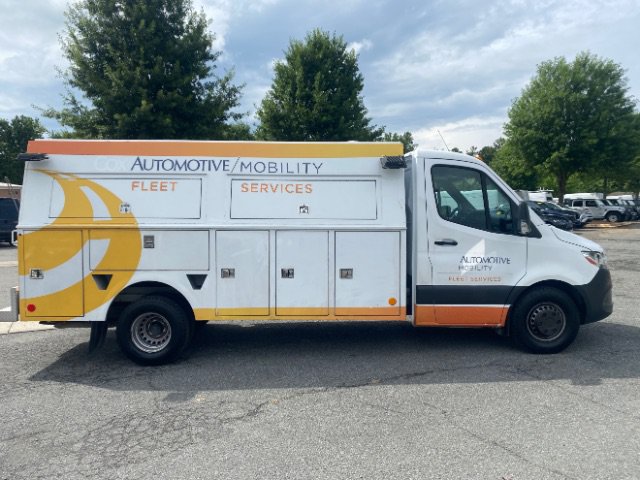 Used 2019 Freightliner Sprinter 3500 w/ Premium Package RWD image 5