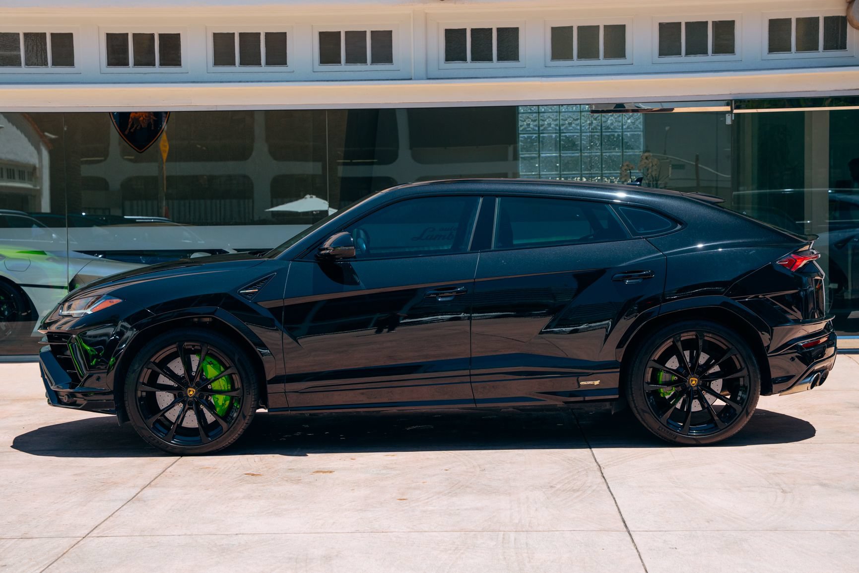 Used 2024 Lamborghini Urus S AWD/4WD image 18