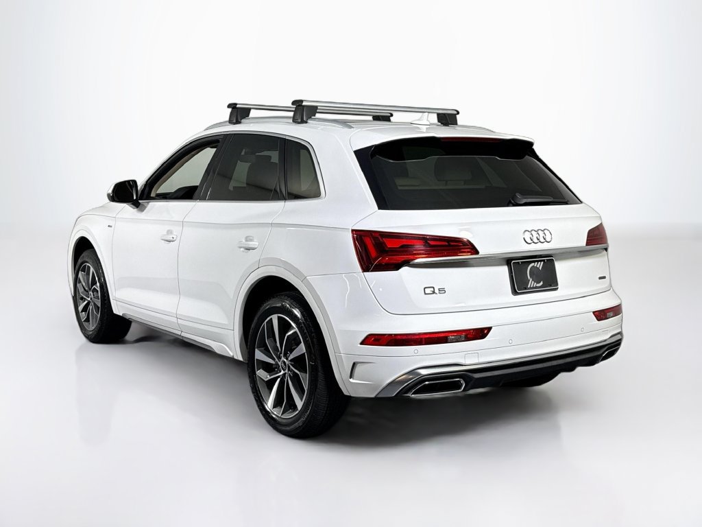 Used 2022 Audi Q5 2.0T Premium w/ Convenience Package AWD/4WD image 3