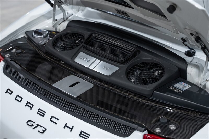 Used 2015 Porsche 911 GT3 RWD image 40