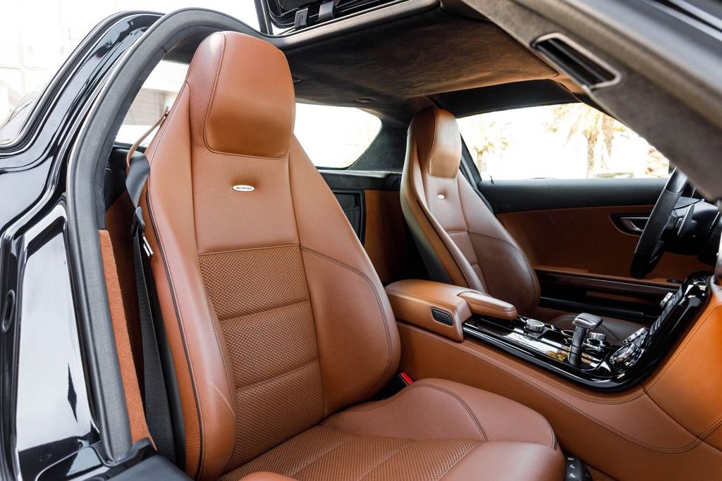 Used 2011 Mercedes-Benz SLS AMG Coupe image 30