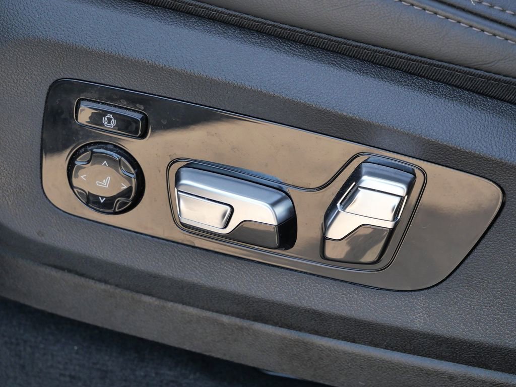 Used 2026 BMW X5 M60i AWD/4WD image 38