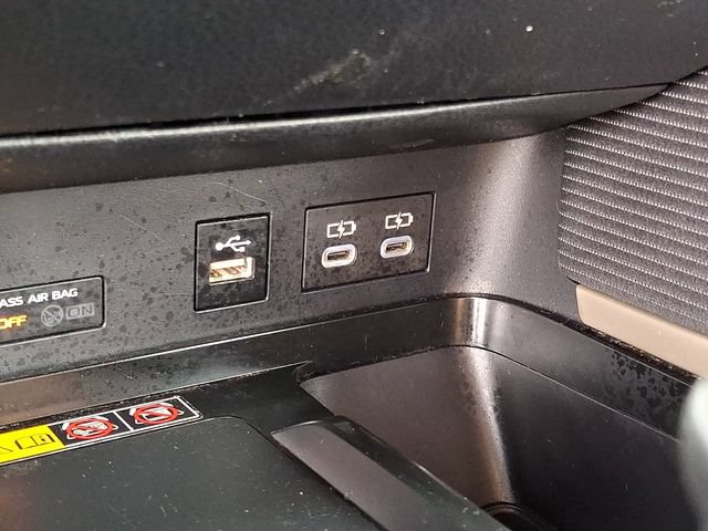 Used 2025 Toyota Camry SE FWD image 24