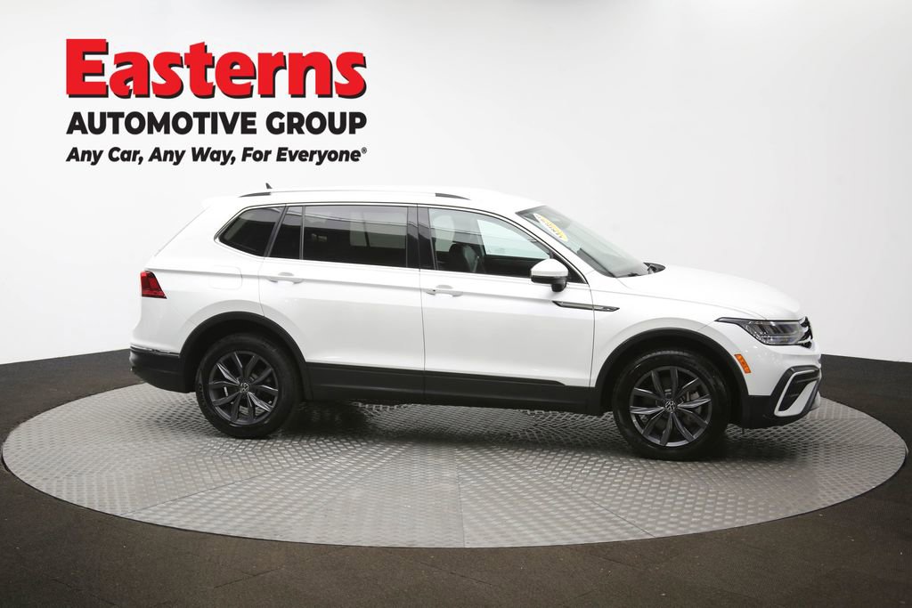 Used 2023 Volkswagen Tiguan SE image 44