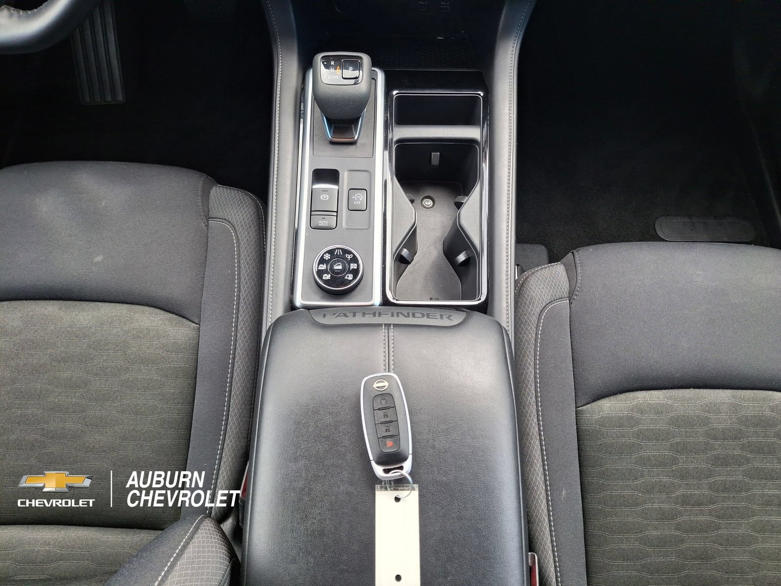 Used 2024 Nissan Pathfinder SV AWD/4WD image 12
