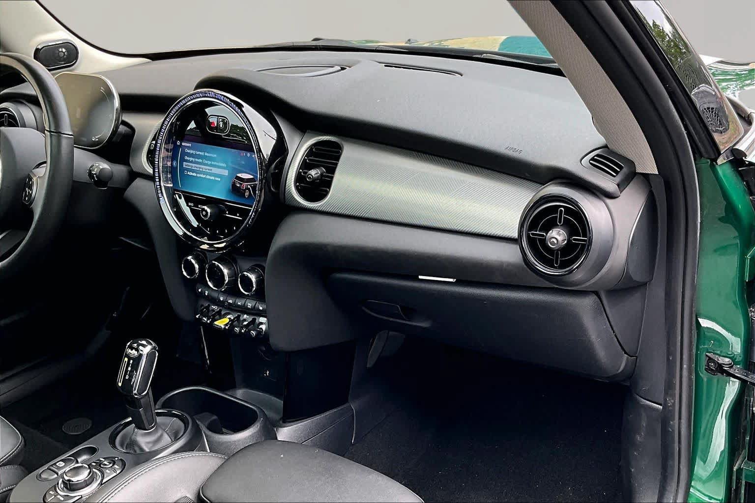 Used 2024 MINI Cooper SE FWD image 17