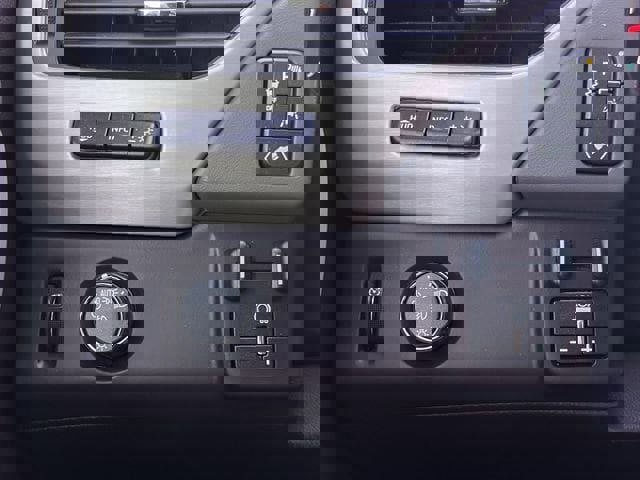 Used 2019 GMC Yukon XL Denali w/ Open Road Package image 22