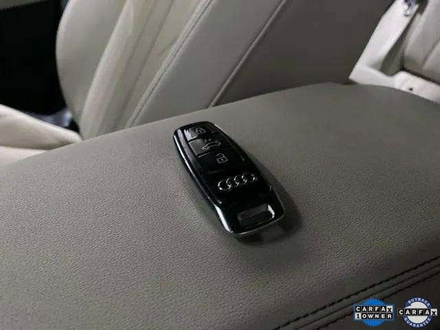 Used 2024 Audi Q8 e-tron Premium image 86