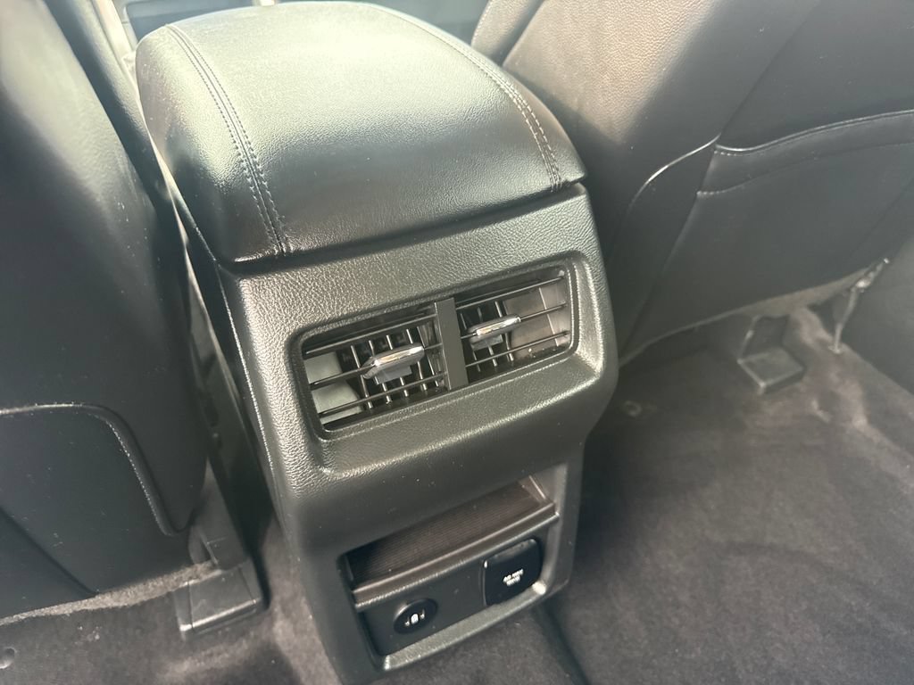 Used 2024 Ford Edge SEL w/ Convenience Package AWD/4WD image 19