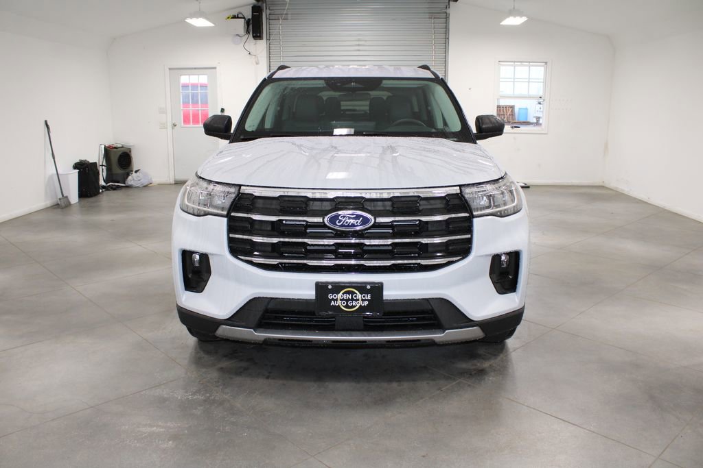 New 2026 Ford Explorer Active w/ Active Comfort Package image 2