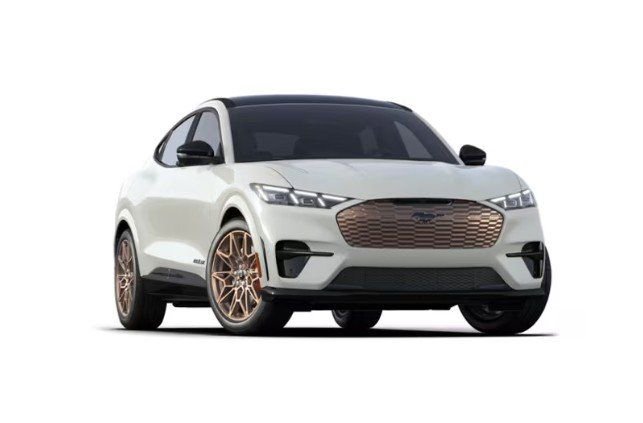New 2025 Ford Mustang Mach-E GT w/ Bronze Appearance Package AWD/4WD image 20