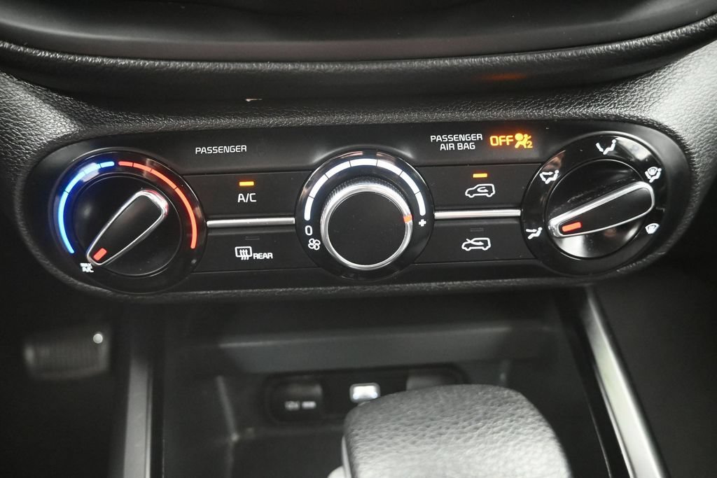 Used 2023 Kia Soul LX FWD image 18