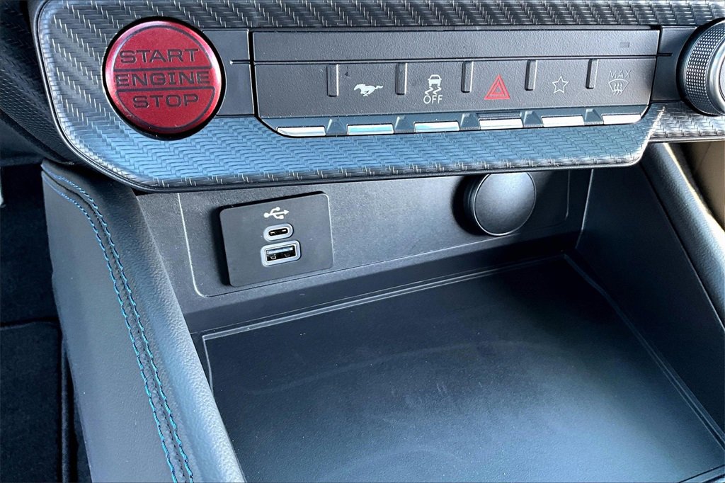 New 2025 Ford Mustang Dark Horse image 21