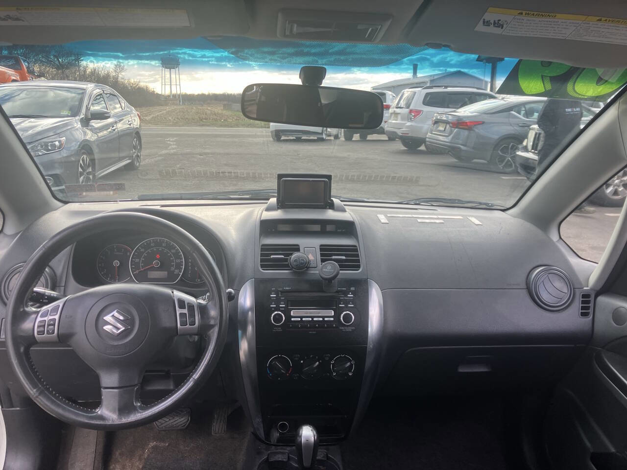 Used 2009 Suzuki SX4 Base AWD Crossover 4dr 4A image 19