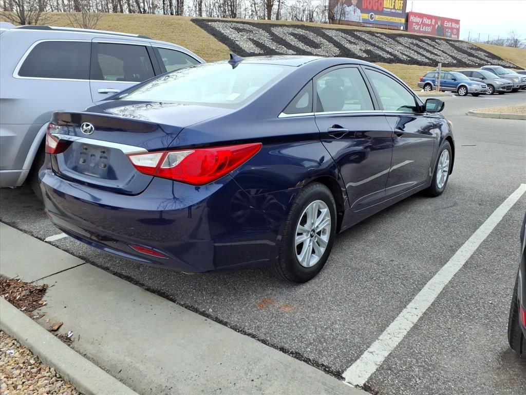 Used 2012 Hyundai Sonata GLS w/ Popular Equipment Pkg image 4
