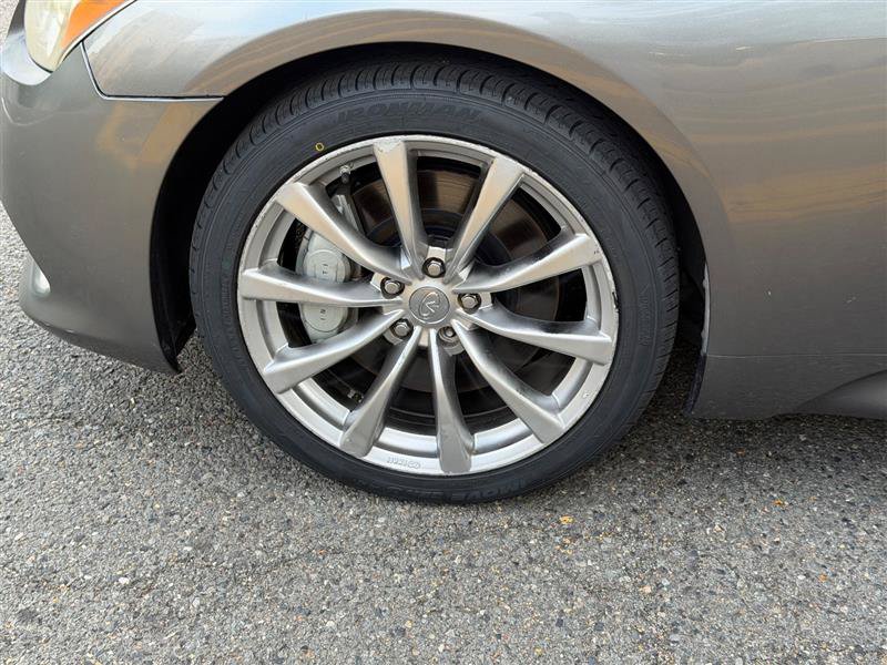 Used 2010 INFINITI G37 Convertible w/ Premium Pkg RWD image 16