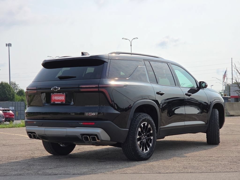 Used 2024 Chevrolet Traverse Z71 w/ LPO, Floor Liner Package AWD/4WD image 24