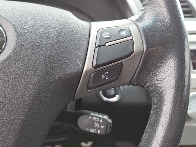 Used 2011 Toyota Camry SE w/ SE Extra-Value Pkg #1 FWD image 5