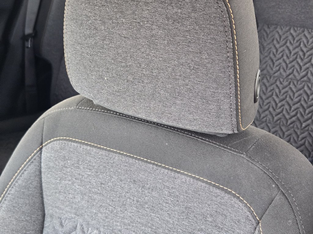 Used 2023 Chevrolet Equinox LT w/ LPO, Floor Liner Package AWD/4WD image 15