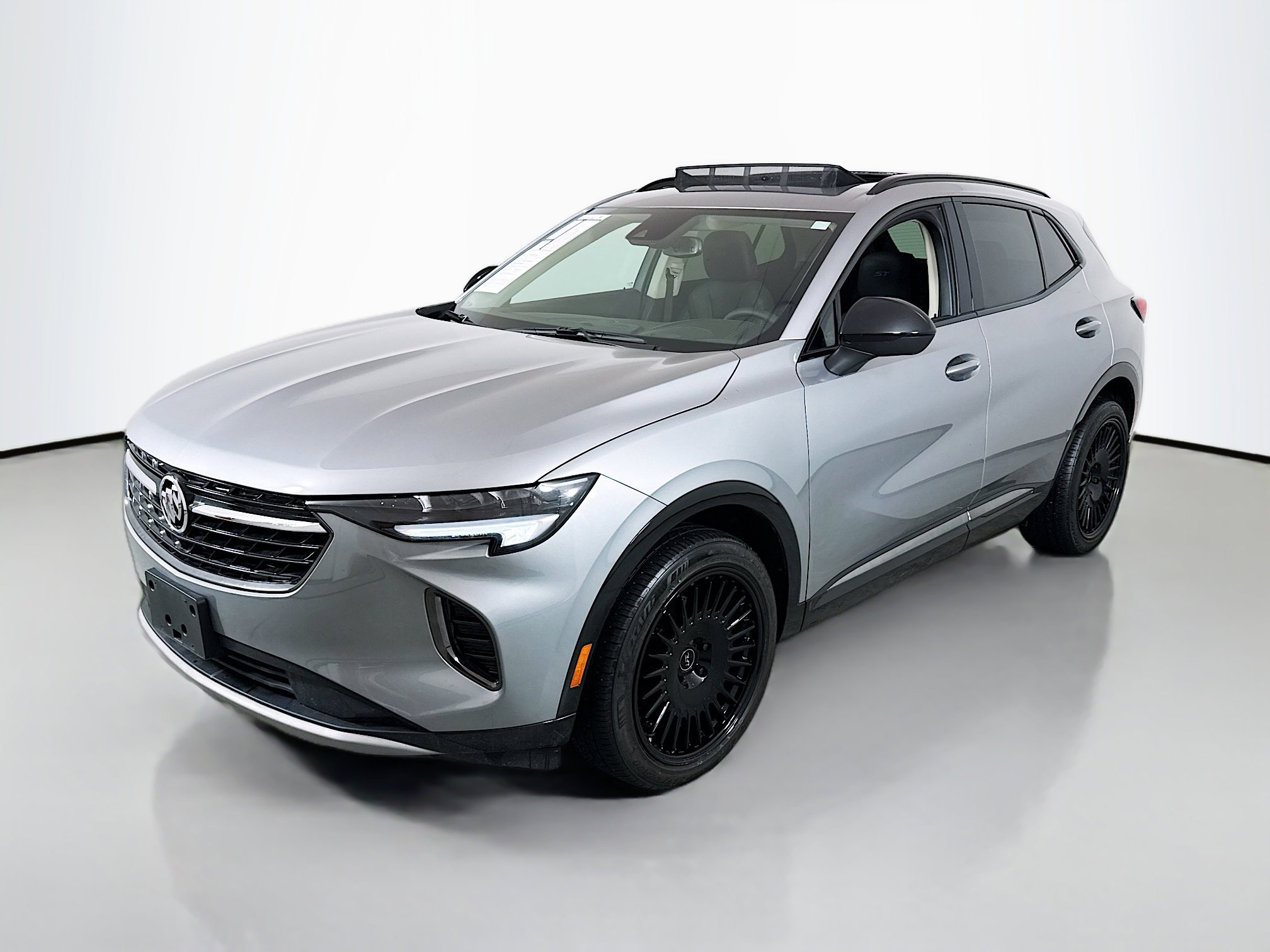 Used 2023 Buick Envision Essence w/ Sport Touring Package image 3