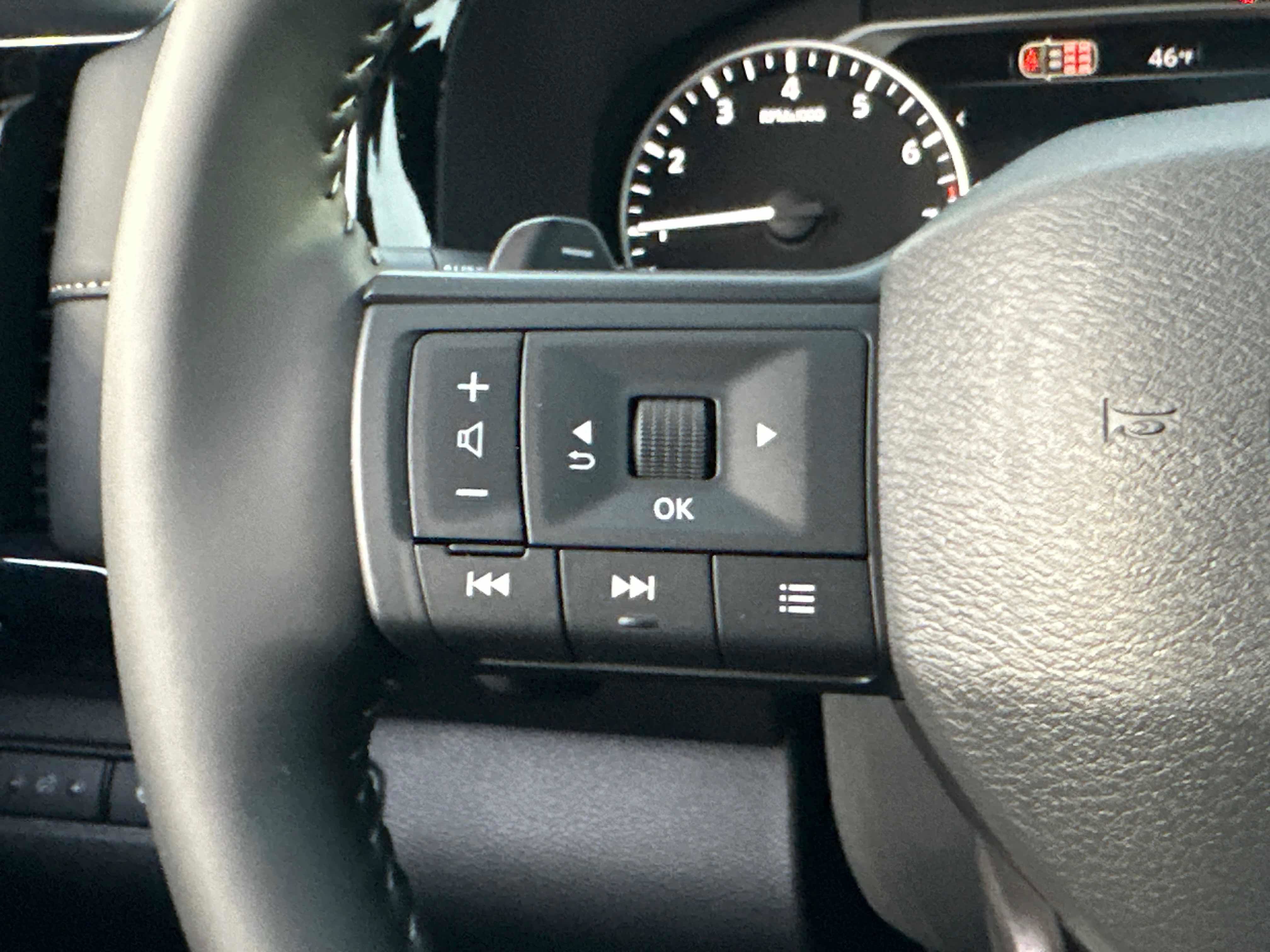 New 2026 Nissan Pathfinder SV AWD/4WD image 37