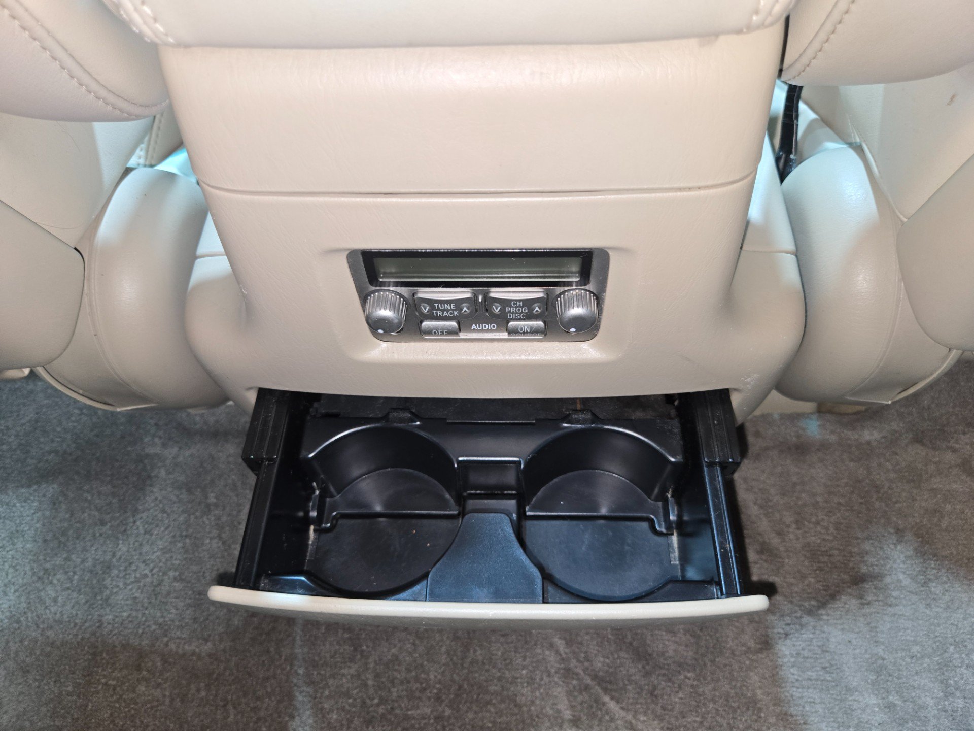 Used 2006 Lexus LX 470 4WD image 92