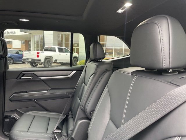 New 2026 GMC Acadia Elevation w/ Elevation Premium Package FWD image 16
