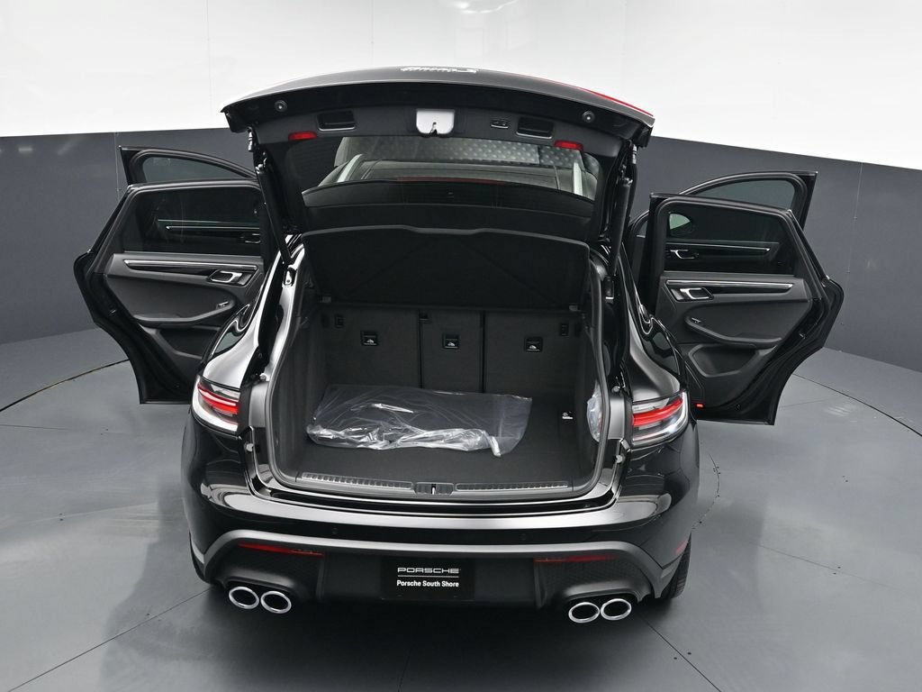 New 2026 Porsche Macan S AWD/4WD image 30